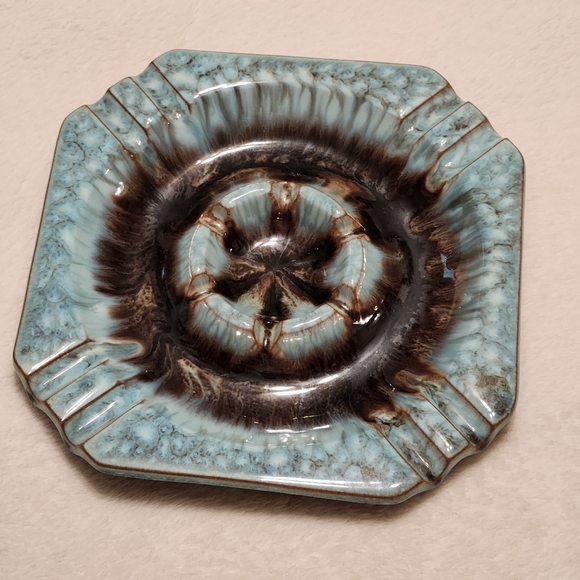 Mid-Century Modern Drip Glaze Ceramic Ashtray Blue and Brown 7 1/8" across - Picture 15 of 15